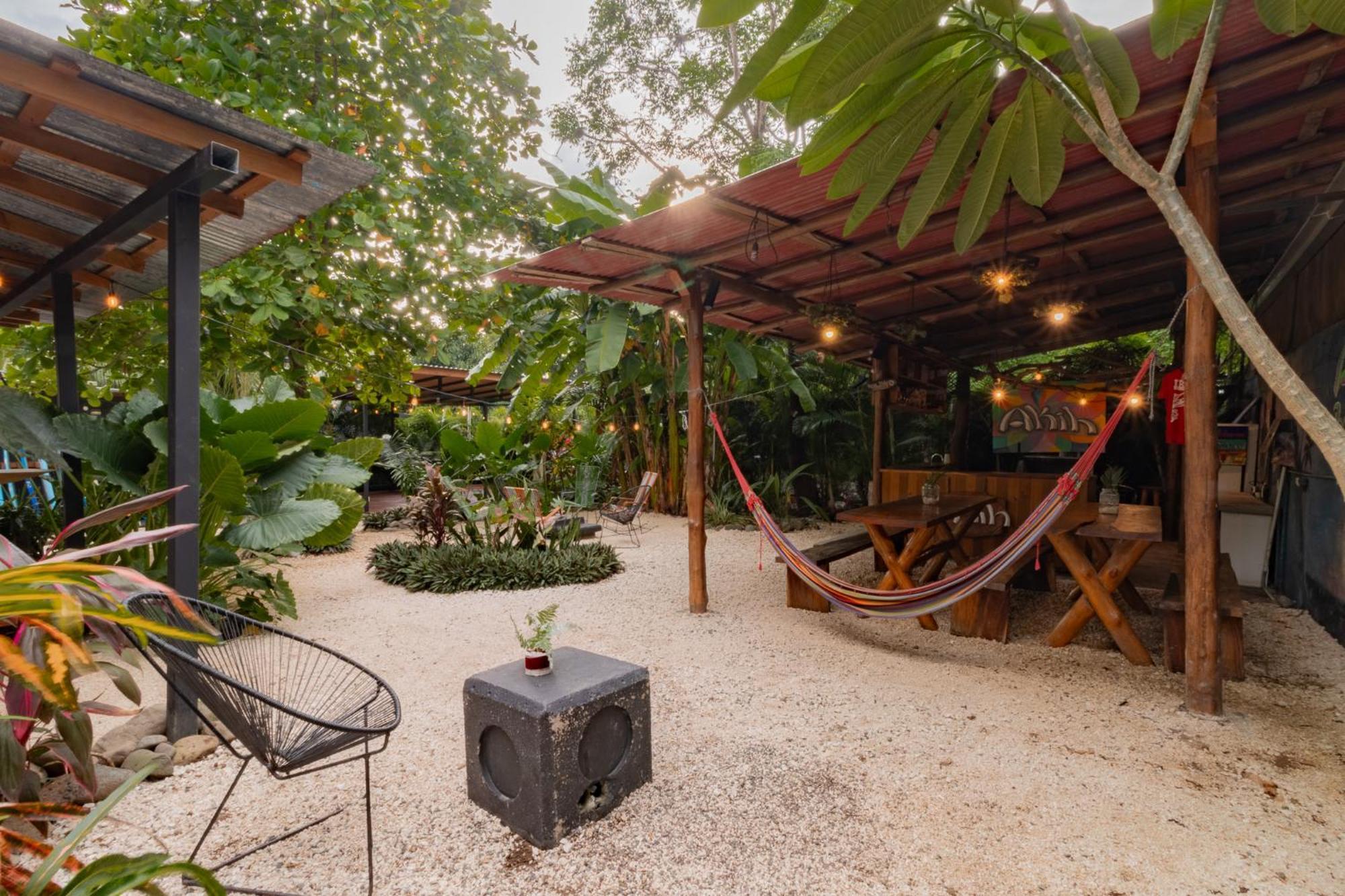 Akih Pods Hostel Playa Santa Teresa  Bagian luar foto