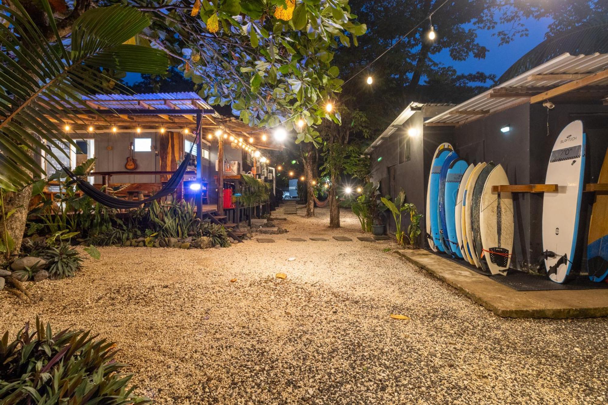 Akih Pods Hostel Playa Santa Teresa  Bagian luar foto